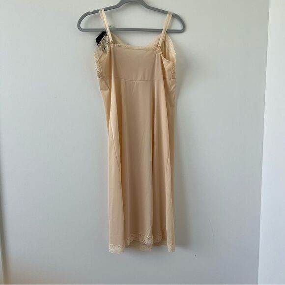 Vanity Fair Slip Nightgown Size 36 beige lace vintage 70s fashion - Picture 4 of 4